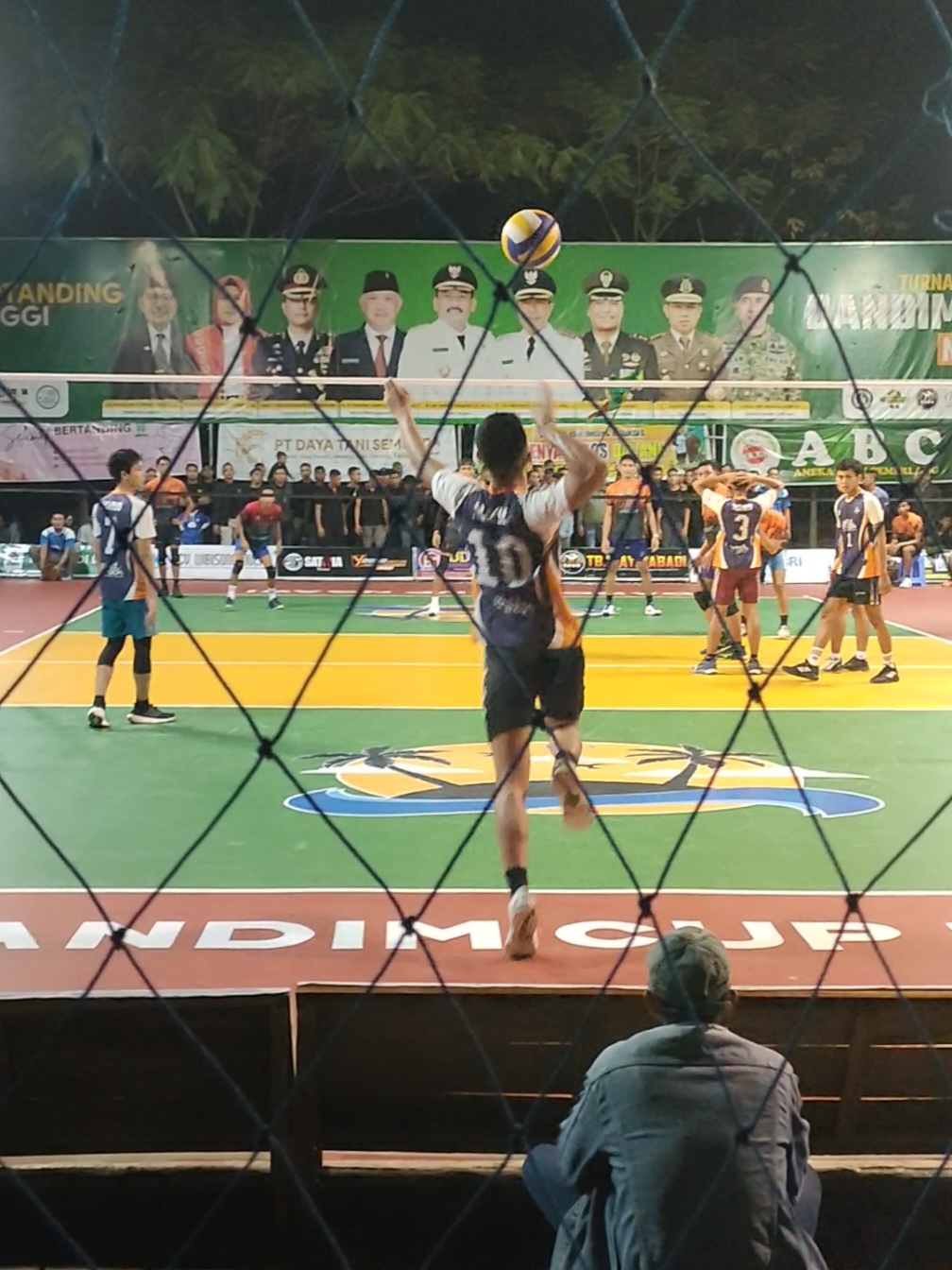 Perebutan tiket 8 besar, Angicipi Fighter vs Viar Sumber Lawang Sragen #dandimcup2025 #dandimcup #voliasik #volitarkam #voliindonesia #ngawi #magetan #madiun #ponorogo #sragen #fyp #fyppppppppppppppppppppppp #fypシ゚ 