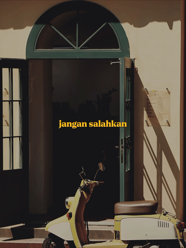 jangan salahkan faham ku kini #fyp #foryou #foryoupage #lirik #liriklagu #music #armkmai #templatecapcut #CapCut 