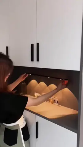 Đèn led cảm biến thông minh gắn tường, gắn tủ, nhà bếp#giadungtienich #giadungthongminh #yeudecor #denled #denledthongminh #denleddan #denledtrangtri #denledcambien #denleddanbep #decor #xuhuong 