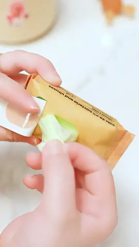 Infused with natural green tea 🌱 Zero alcohol, 100% peace of mind. #PurestWipes #GreenTeaWipes #AntibacterialWipes #AlcoholFreeWipes #NaturalWipes #PlantBasedWipes #MustHave #MomTok #CleanTok #BabyEssentials #OnTheGoEssentials #SafeForBaby #SensitiveSkinFriendly #TravelWipes #WipesThatWork #MomApproved #WipeItClean #DailyEssentials #NoMoreGerms #GentleOnSkin #宝宝用品 #宝妈推荐 #消毒湿巾 #抗菌湿巾 #植物配方 #无酒精湿巾 #外出必备 #母婴用品 #好物推荐 #生活好物 #居家好物 #每日好物 #妈妈必备 #家庭常备 #环保生活