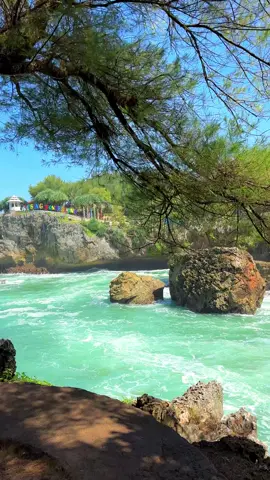 Minimal sesekali kalau di Jogja  ➡️ Sewa mobil dan driver Jogja  ➡️ Paket wisata Jogja  ➡️ Private trip ➡️ Perjalanan dinas #sewamobiljogja #wisatajogja #rentalmobiljogja #liburanjogja #jogja #paketwisatajogja #tripjogja #tempatwisatajogja #wisatagunungkidul #pantaigunungkidul #gesingwonderland 