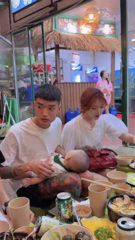 “Lấy em làm tâm xoay 1 vòng anh có cả thế giới” 💕#xuhuong 