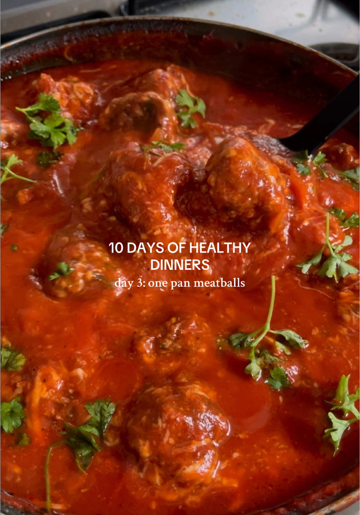 DAY 3: ONE PAN MEATBALLS 🍅🍝 this one is a winner, recipe below 👇🏼  For the meatballs: 500g beef mince 1 onion, diced 2 garlic cloves, diced 1 egg ½ cup panko breadcrumbs 1 cup shredded cheddar cheese Handful of chopped parsley Salt & pepper For the sauce: 1 tbsp olive oil 1 onion, diced 2 garlic cloves, diced 500g passata 200ml chicken stock ½ tin tinned tomatoes Salt & pepper, to taste Handful of chopped parsley, to top Extra cheddar cheese, to top Method: 1. Mix the beef mince, garlic, onion, egg, breadcrumbs, cheese, parsley and salt & pepper together in a bowl using your hands. Roll into balls and cook in olive oil in a large fry pan until browned on each side (about 4 minutes per side). Set aside. 2. In the same pan, cook garlic & onions, then add your passata, chicken stock, tinned tomatoes and seasoning. Simmer for 20-30 minutes or until the sauce has thickened. 3. Add meatballs back into the pan and spoon sauce over them. Simmer covered for 5-10 minutes on low, then uncovered for 10 minutes until the meatballs are fully cooked. 4. Top with extra cheese & parmesan and devour! #onepandinner #dinnerseries #onepanmeatballs #healthydinner #quickdinner #easydinnerrecipes #onepanrecipes #fyp #viralrecipes #dinnerinspo #dinnerinspiration #healthyrecipes 