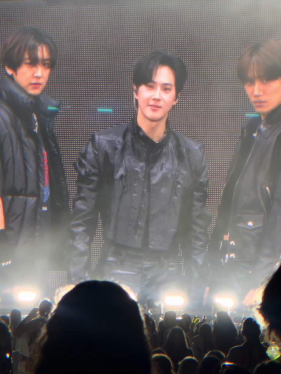$KY kenak angin LA makin makin gilaa🔥😭#suho #kai #chanyeol #chanyeolexo #suhoexo #kaiexo #exol #exo #exoweareone #exosaranghaja #kpop 
