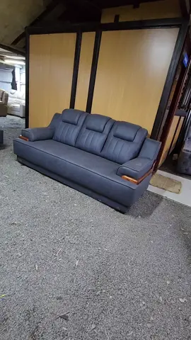 7 seater at 110,000kshs