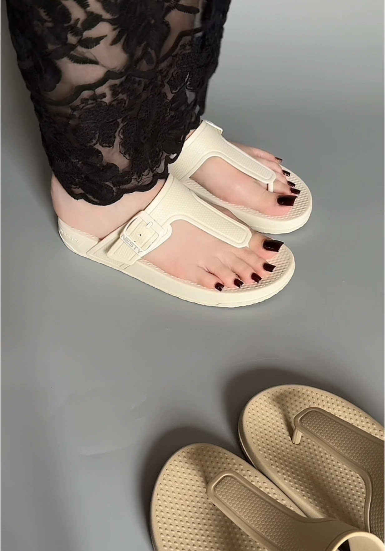 Dép xỏ ngón Netsty #giaydephottrend #deple #xuhuong 