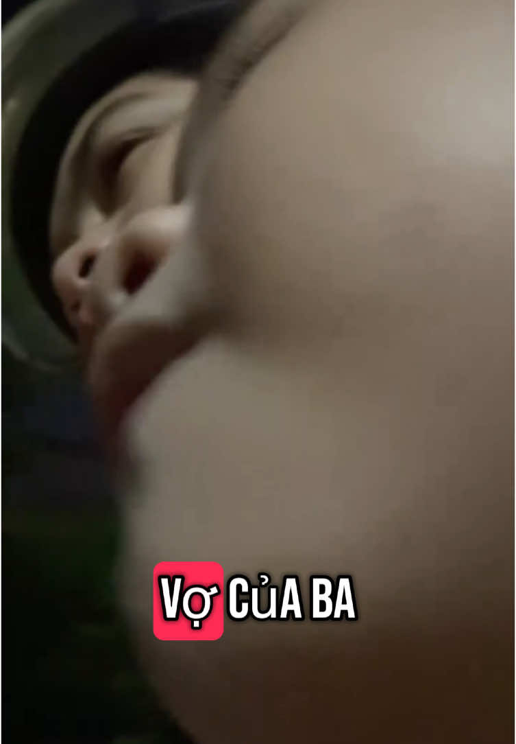 Vợ của Ba Ba còn ko biết yêu thương 🤣🤣🤣 Này là Shin tự nói chứ Mẹ ko hề dạy. Thấy Mẹ khóc cái là bênh Mẹ vậy đó 🥰🥰🥰 #nhacuaShin #viral #viralvideo #haihuoc 