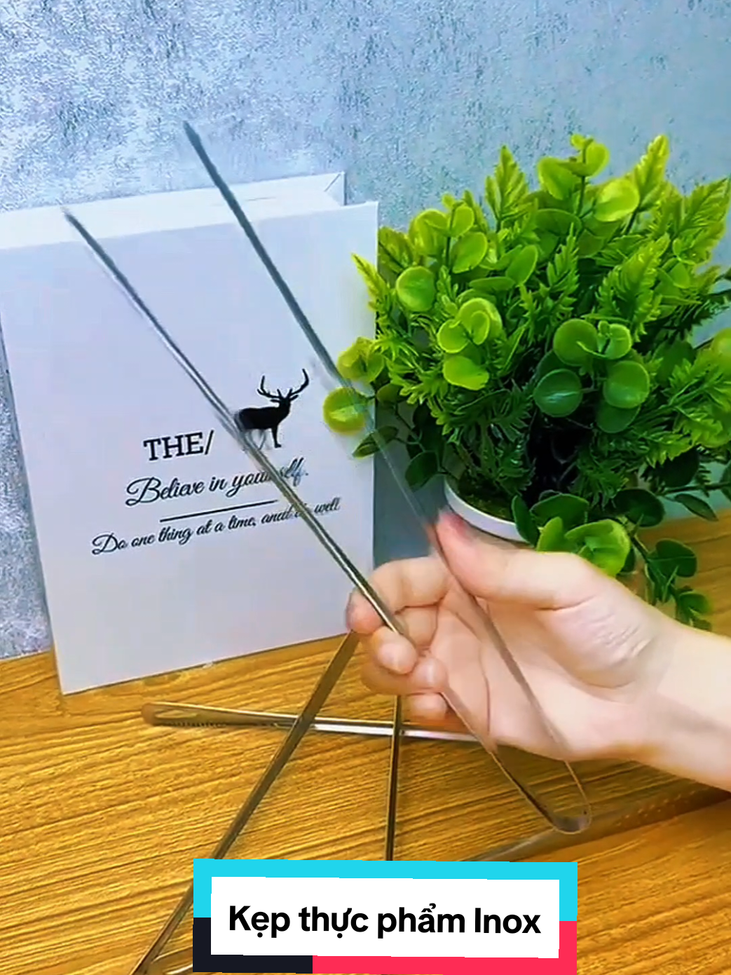 Kẹp thực phẩm chất liệu Inox tiện dụng trong căn bếp nhà bạn #kepthucaninox #hopthucphaminox304 #kepthucpham #kepnuongthit #kepdoan 
