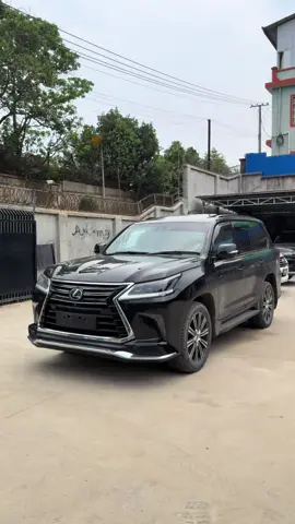 Lexus LX-570 ; Model-2016 ရုပ်အမှန်#阿豪木姐买卖车 #09668662666 #အားဟောင်ကားရောင်းဝယ်ရေးမူဆယ်မြို့ 