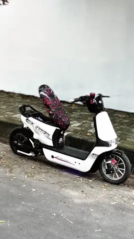 siapa nih yg ketemu hayabusa di kota😚 #sepedalistrikmodifikasi #sepedalistrikhedon #ownerhayabusaa3 #fyp #4u #xyzbca #listrikgank #listrikproject #masukberanda #bissmillahrame #selisceper 