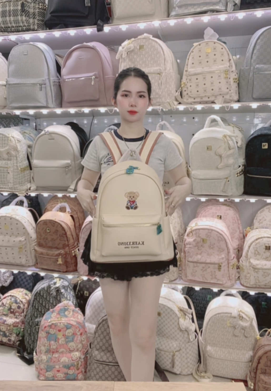 #balo #xuhuong #xuhuongbalo #thoitrang #balocaro #balohottrend #xuhuongbalo #capcut #tiktok #balohocsinh #baloda #balogauxinh 