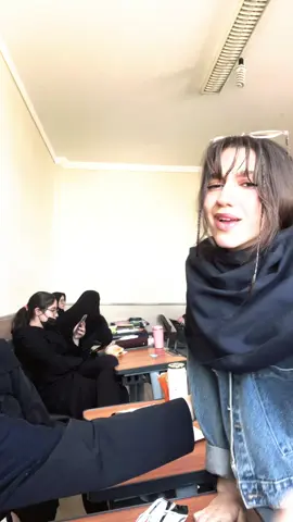 پشت صحنه های دنساس تو مدرسه😂