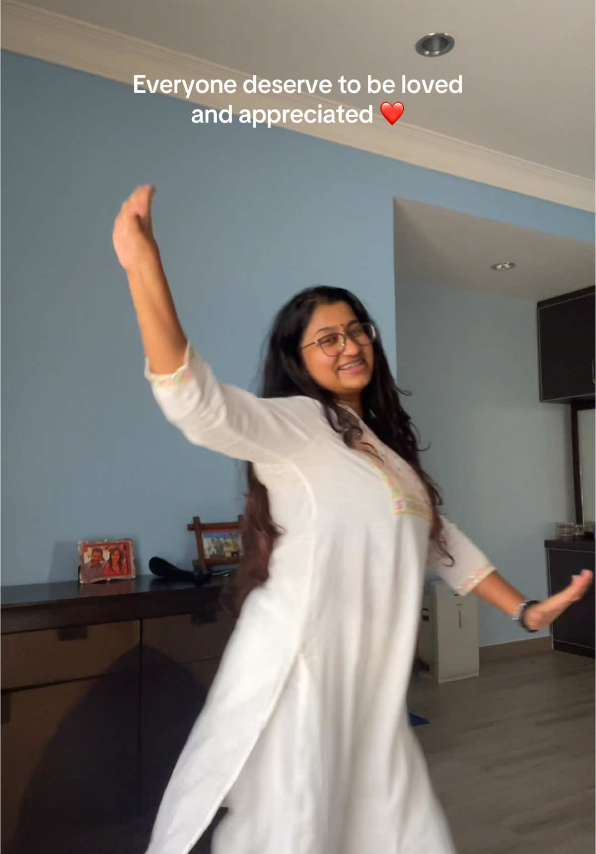 Spread love and positivity always 🤗 #lovebymysi #dance #tamil #tamilsong #tamiltiktok #dancer 