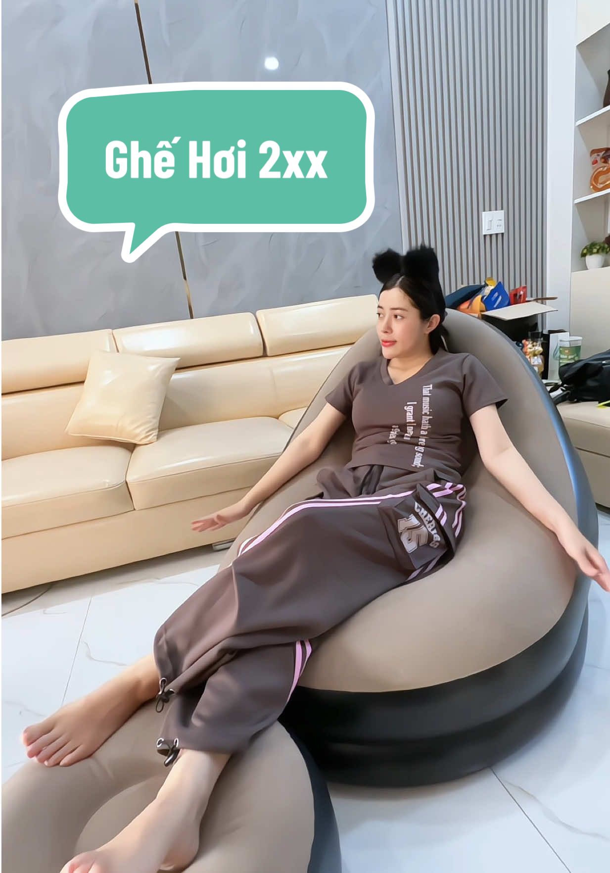 Ghế hơi tựa lưng mang đi du lịch - đi bơi hay ngồi nhà xem tivi nghỉ ngơi đồ đều đc , bao tiện lợi lun nha mấy bà 😍 #LinhBarbie  #Ghehoi 