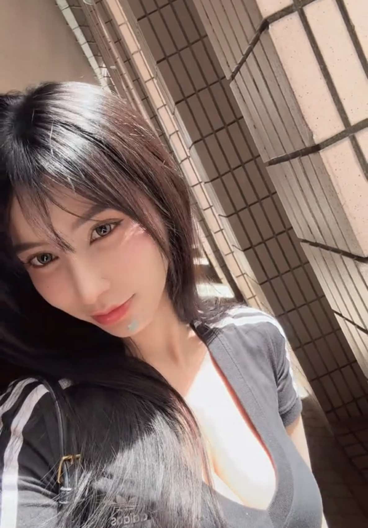 hiaviaciacfuavuag avavayvayvaia