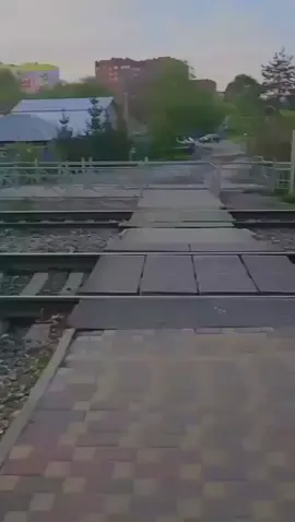 #funnytiktok #scary #funny #train 