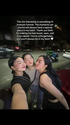love you both, my two pookie bears for life! ^^ @dani @🧿 #fyp #trio #bestfriend 