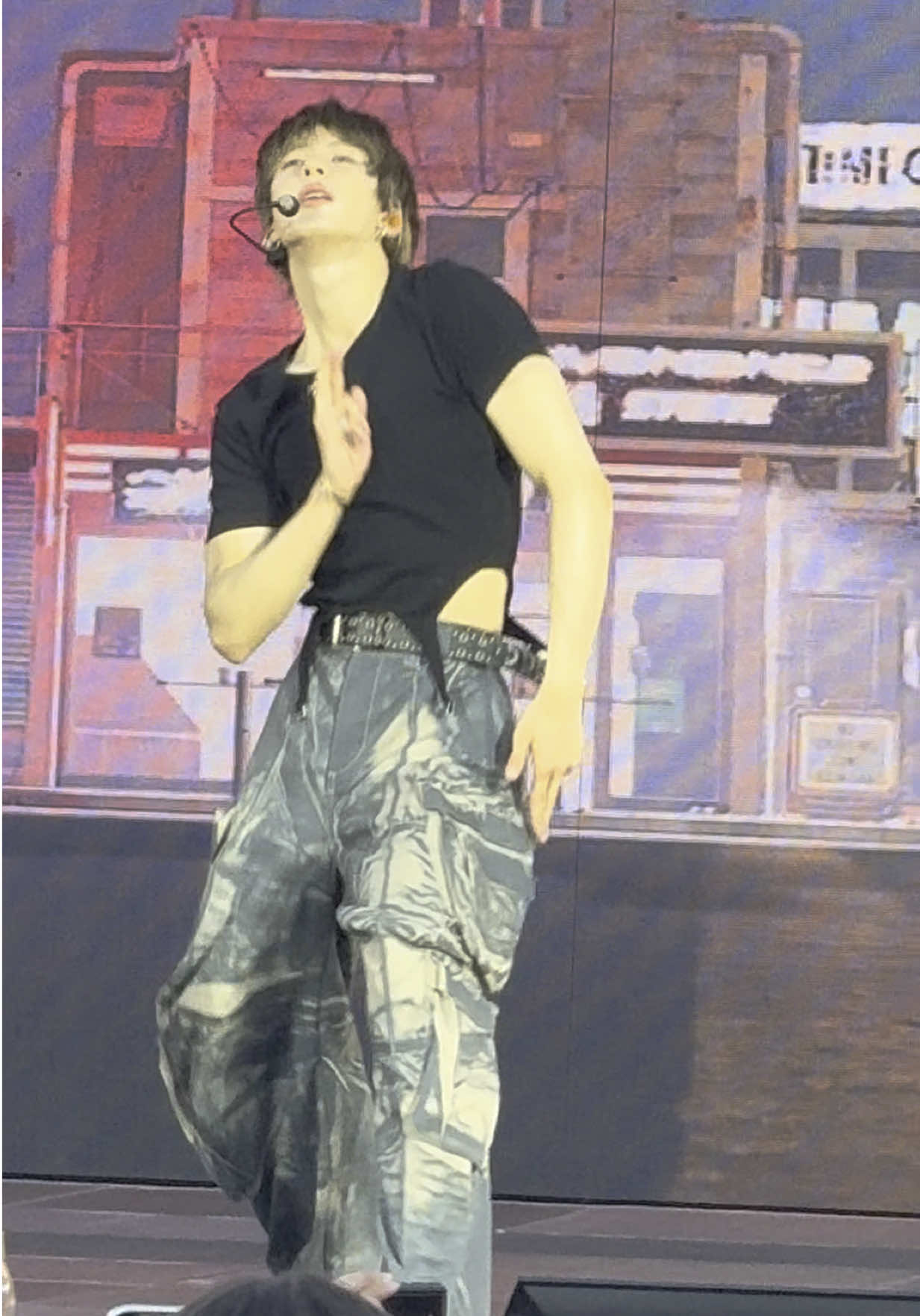 is anton living in the gym lately? 🫠 #smtown2025 #smtown #smtown_official #smentertaiment #riize #riize_official #anton 