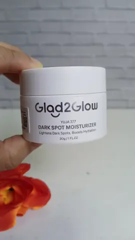 GLAD2GLOW MOISTURIZER DARK SPOT BPOM #glad2glow #viral #fyp #flekhitam #bpom #cerah #brightening #moisturizer #skincare #nodabekasjerawat 