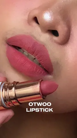 Slay all day with Otwoo’s stay-all-day lipstick. 🥰💗 @O.TWO.O Beauty @O.TWO.O MAKEUP PH  #otwoo #otwoophbeauty #otwoolipstick #otwoomakeup #makeup #lipstick #foryou #foryoupage #fyp #fyppppppppppppppppppppppp 
