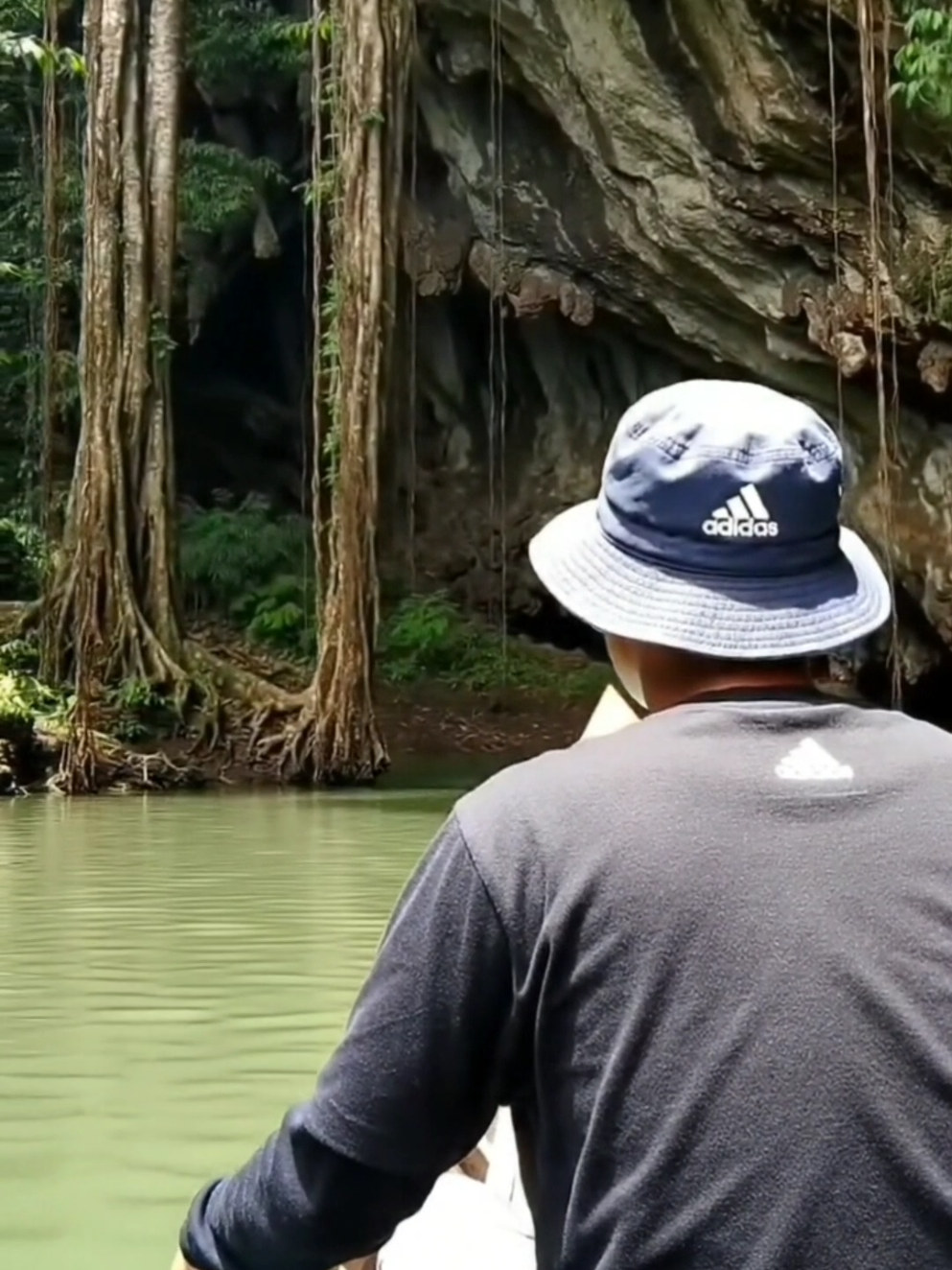 nyari yang syeger syegee duluuuu #Liburan #LongWeekend #Monday #MondayMood #JalanJalan #TetapSemangat #TetapBerjuang #JanganPernahLelah #TikTokKreator #TiktokIndonesia #CreazyAjah 