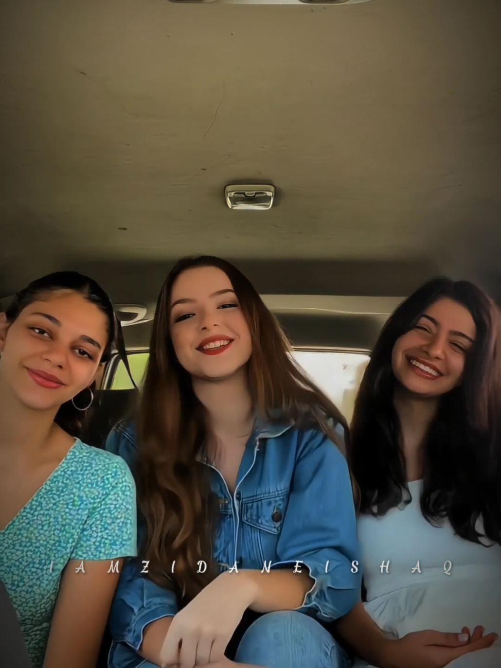 Ah W Noss cover by 3 beautiful queens❤️✨️🫶🎶 @banet_el_hachem  #arab #arabicsong #lyrics #music #liriklagu #laguarab #overlaylyrics #lyrical 