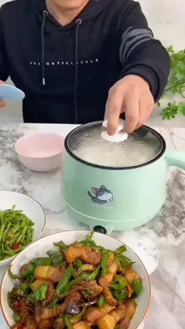 1.8L Non Stick Electric Pot /Mini Rice Cooker With Steamer Frying Pan Electric Cooker Cooking Pot Periuk Nasi 1 #foryou #organizer #appliances #homeappliances #kitchen 