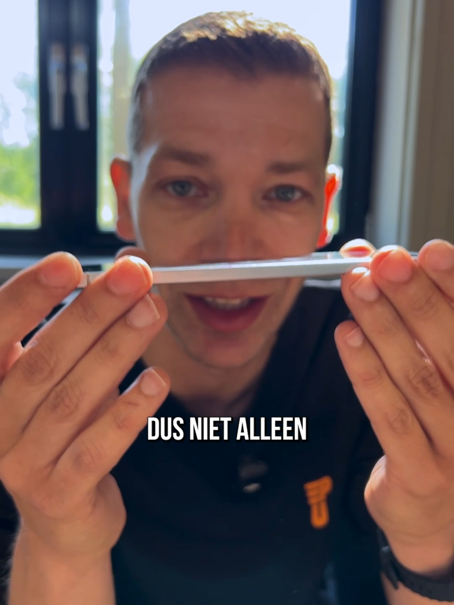 Dit is de Samsung Galaxy S25 Edge. Dun en licht! #Tech #gadget