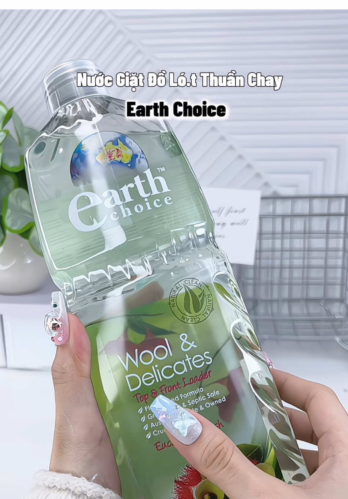 •Hàng Úc xị.n mà 1L chỉ 135k xài lâu giá rẻ , an toàn yên tâm. •Nên giặt đồ ló.t riêng để hạn chế vấn đề ph.ụ khoa nha.  •Em này giặt luôn các loại vải cao cấp , giúp sợi vải mềm , giữ form đồ ổn.  #nuocgiatdolot #nuocgiatdolotthuanchay #earthchoice 