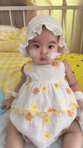 Cantiku sayang mami Rindu pengen peluk yayang 🥹😭💔🥀❤️✨🕊️ #fyppppppppppppppppppppppp #fypシ゚ #babycancer #pejuangcancer #kemoterapi #kanker #gugur #anaksurgaku #alfatihah #anakusayang #cancerjourney #takdirterbaikallah #hancurhatiku #rinduanaksurgaku❤️ 