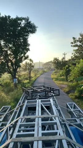 Pas perjalanan pulang #sound #soundhoreg #soundsistem #soundhajatan #soundjawatimur 