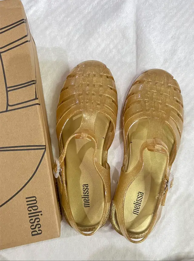 Melissa possession gold  Ready size 39 limited stock  #sale #sepatuwanita #spatumurah #fyp 