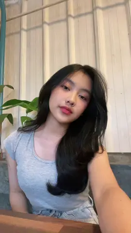😗