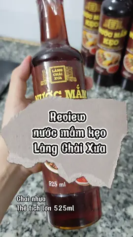 Bạn có đang cần một chai nước mắm pha sẵn cho một bữa ăn tiện lợi và nhanh chóng 🍴🍴🍴 Hay là bạn hãy thử chai nước mắm kẹo Làng Chài Xưa với lịch sử hơn 300 năm này đi 🙈  Chỉ cần cho thêm một chút xíu tỏi ớt là có ngay mụt chén nước chấm đậm vị sẵn sàng thưởng thức rồi nè 🥰🥰🥰 #CapCut #xuhuong #viral #tiktok #review #unboxing #nuocmam #nuocmamlangchaixua #nauan 