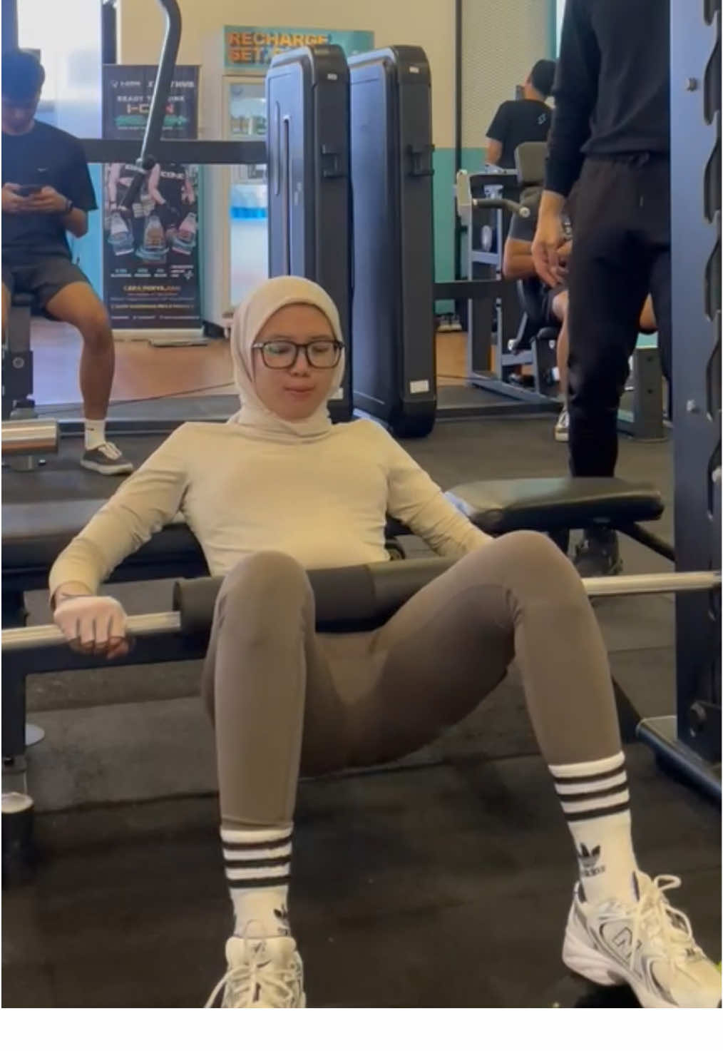 Gym itu yg paling susah ya konsistennya #gym #GymTok #jilbab 