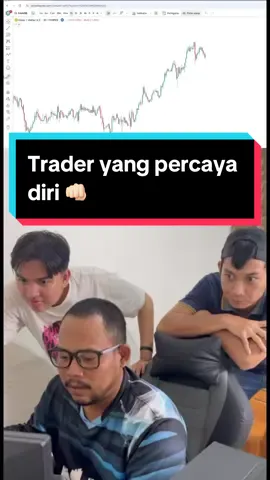 Terlalu percaya diri juga nggak boleh guys 🤣 #Funnytrader #fyp #Bangrazkateam #razkacircletrader #traderlucu #parodi #kontenlucu #bangrazkarc #lucu #trader #Funnytrader #fyp 