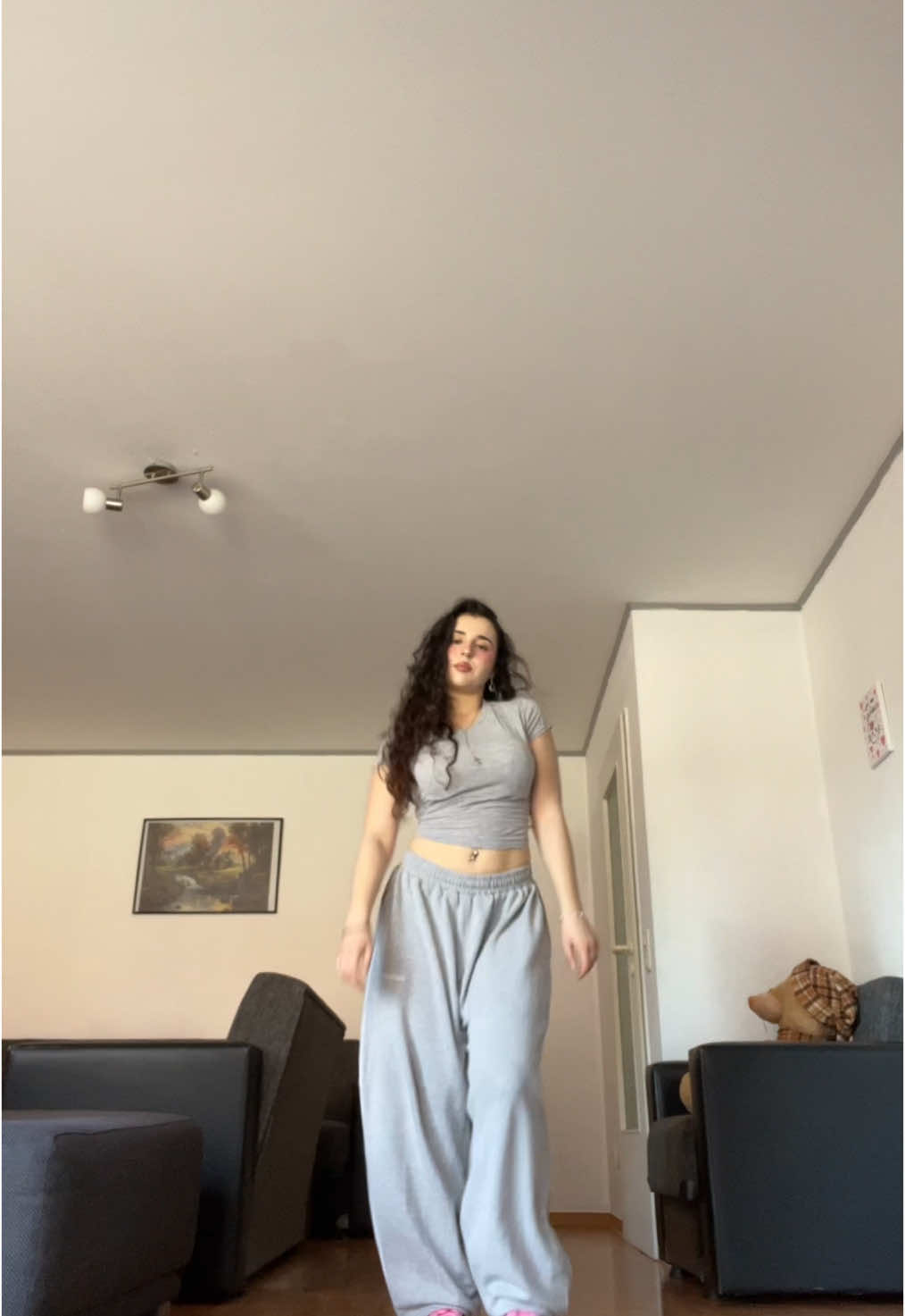 dc:@Emily she ate with this one #fyp #foru #dancer #dancechallenge #newdc #newdancechallenge #traag #trendingvideo 