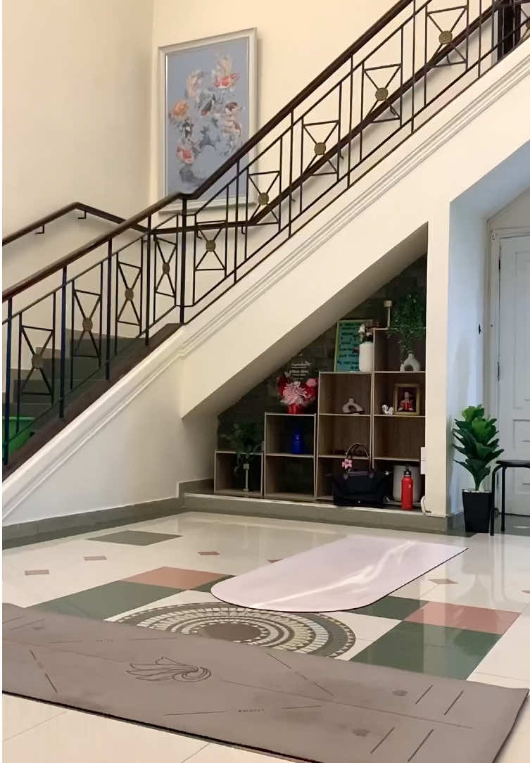 sunday flow bersama @olahgerak 🍃  #yoga #yogacommunity #yogajakarta