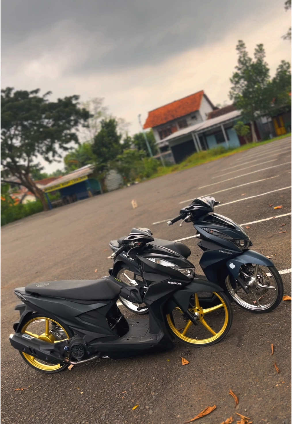 kembar tapi beda😋#beatdeluxemodifikasi #beatdeluxe 