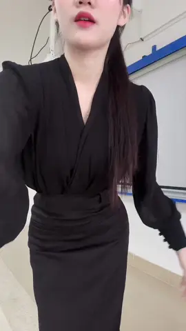 Khi bạn là GV nhưng đam mê phong cách thư ký Kim @The Maize #xh #fyp #cogiao #congso #giaovientieuhoc 