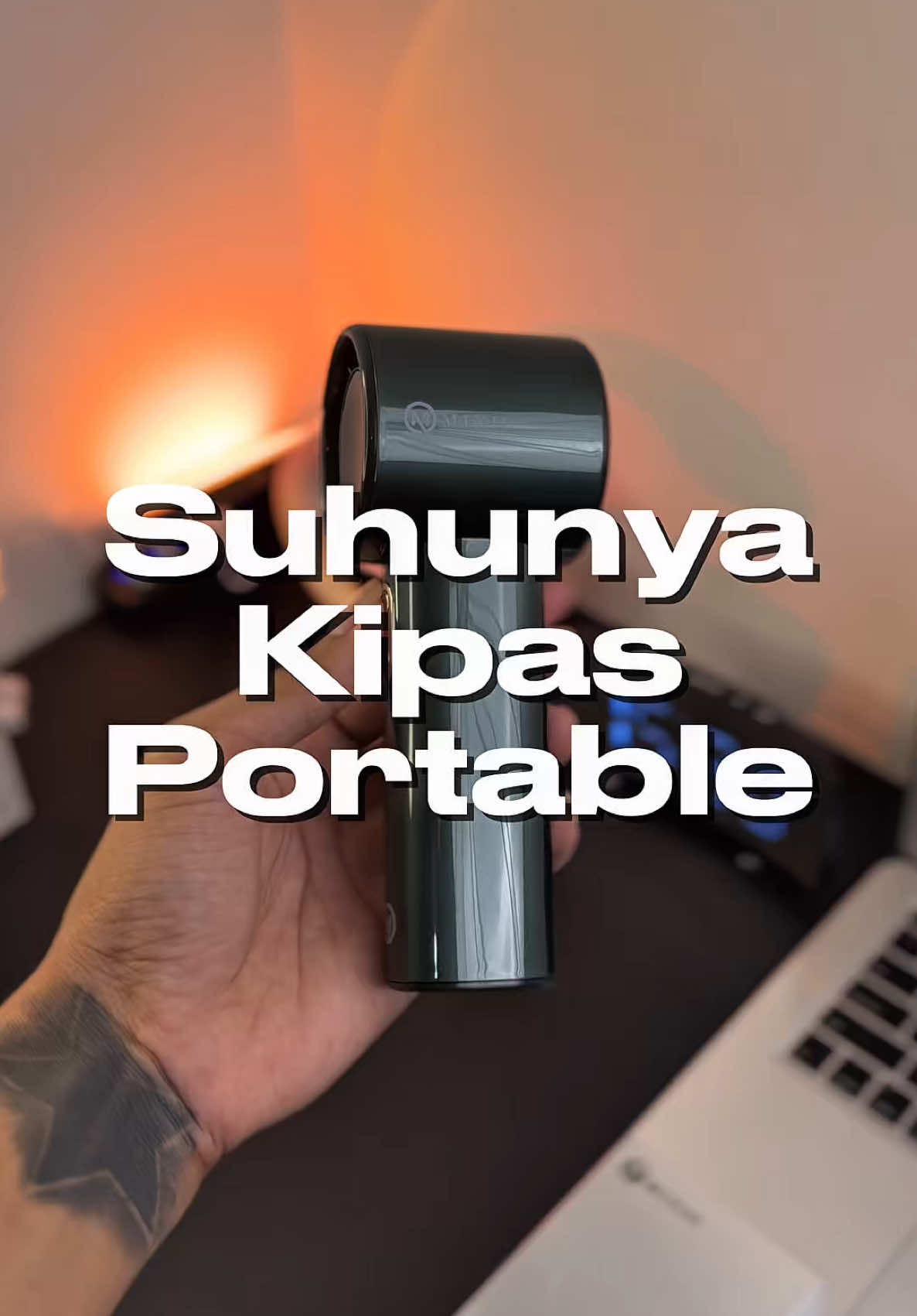Suhunya kipas portable ni boss !!!. Kipas portable mixio Gs08 baterai besar 4.400mAh speed 17.000Rpm. Worth to buy 💯. #kipasportable #mixiogs08 #kipasmixio #kipasmixiogs08 #kipasportablemurah #kipasturbo #kipastangan 