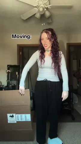 AHHHHHHHHHHHHHHHHHHHHHH #slimkaty #stewiegriffin #familyguy #moving #ugh #fyp #halp 