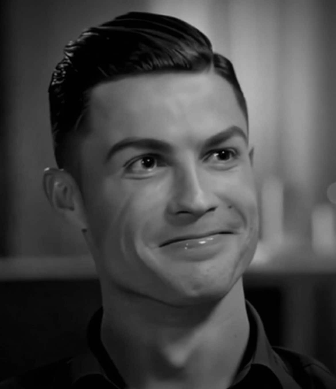 Repost 💯 #cristianoronaldo #cristiano #ronaldo #mom #bro #kiss #explore 