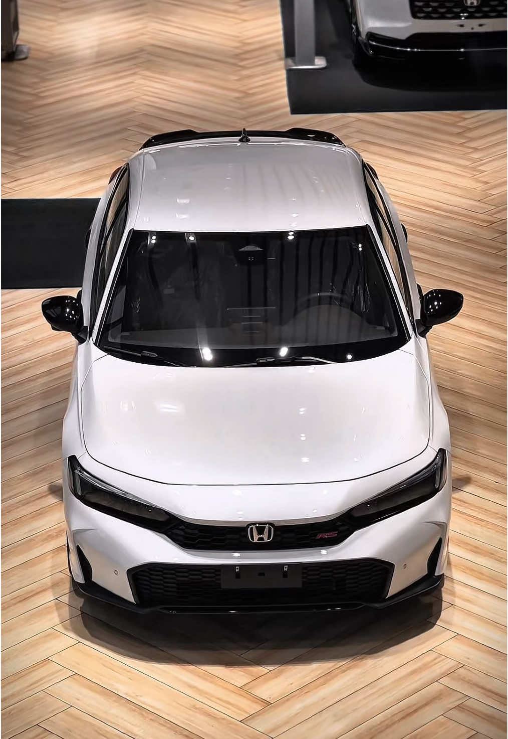 Nếu bạn chưa biết với tầm tiền 700-900tr mua được xe gì thì Honda Civic là cái tên đáng được cân nhắc 🤔 #hondacivic #civic #civic2025 #civichybrid #honda #sedanc #xuhuong #xuhuongtiktok #nhachaymoingay #fyp #viral #trending 