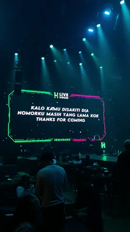 Absen buat people Gamon ☝🏻 #livehousesemarang #holliwingsindonesia #gamon #galaubrutal #fyppppppppppppppppppppppp #video #viralvideo 