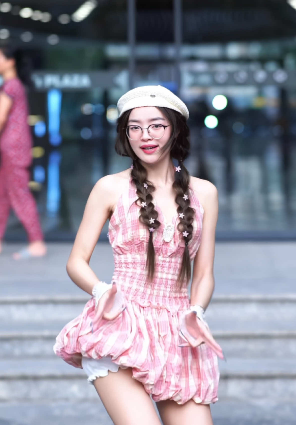 Hồng quá dc:@Thư Thor ᐢ. .ᐢ  #lyynzyy #xuhuongtiktok #trending #dancetiktok 