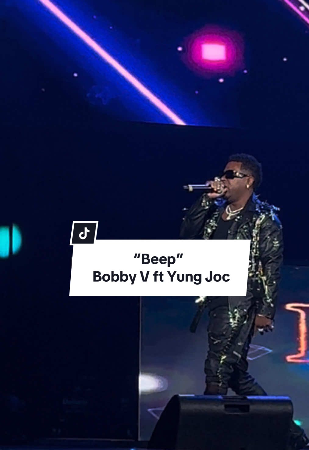 “Beep” Bobby Valentino ft Yung Joc 5/9/25 #BobbyV #2000sThrowback #BobbyValentino Shot By: @jaylundin 