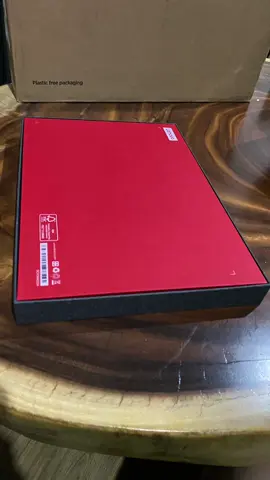 Lenovo Yoga 9i new fullbox  đủ bao da bút bản Max Option CPU: Intel Core Ultra 7 155H  RAM: 32GB DDR5  SSD 1TB M.2 PCIe NVMe®  VGA: Intel® Arc Graphic Display: 14