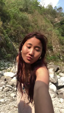Ek numbar #joyalopchan😇 #nepalitiktok #sisneri_nature_swimming 
