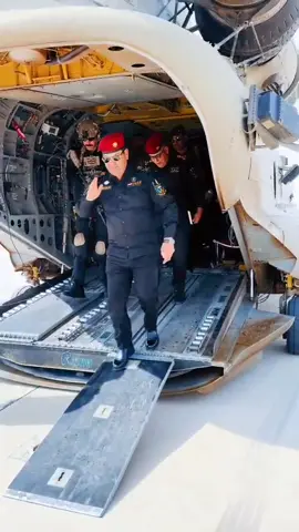 اذا قال فعل _واذا وعد نفذ صادق الفعل والقول  اللواء _نزار مزهر الامارة _ العراق _اولآ @جهاز مكافحة الارهاب ICTS  @العمليات الخاصه 🦅  @ابطال الرد السريع 🇮🇶  @القوات الخاصة العراقية  @الجيش العراقي 🇮🇶🇮🇶 🦅🦅  #قادة_الانتصارات#ابن _ العراق 